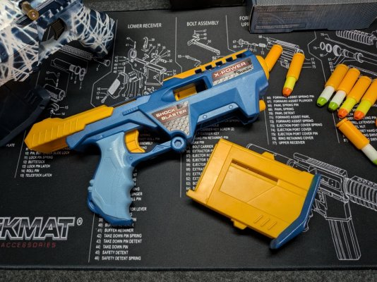 003. Simba XPOWER Shock Blaster.jpg