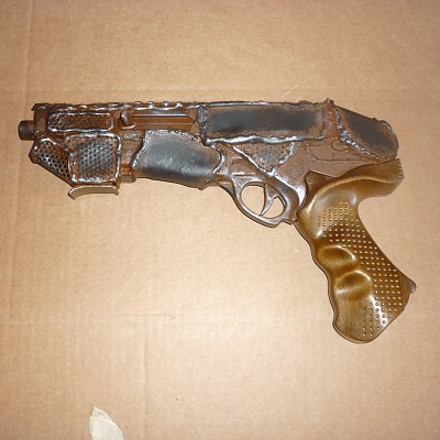 Schrott-Pistole